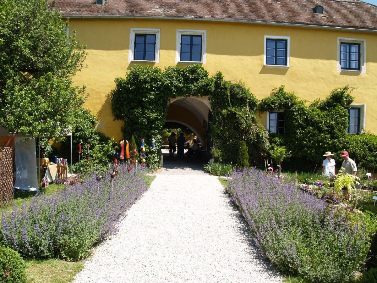 Bed and Breakfast Marienschloessl Wiedendorf Esterno foto